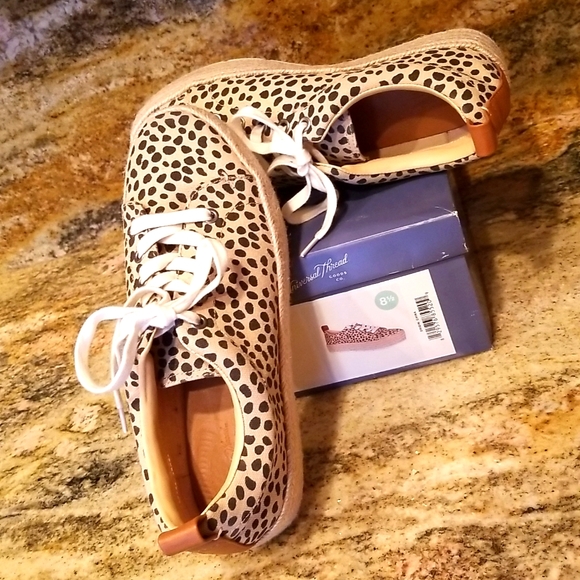 Universal Thread Shoes - Sneakers by Universal Thread